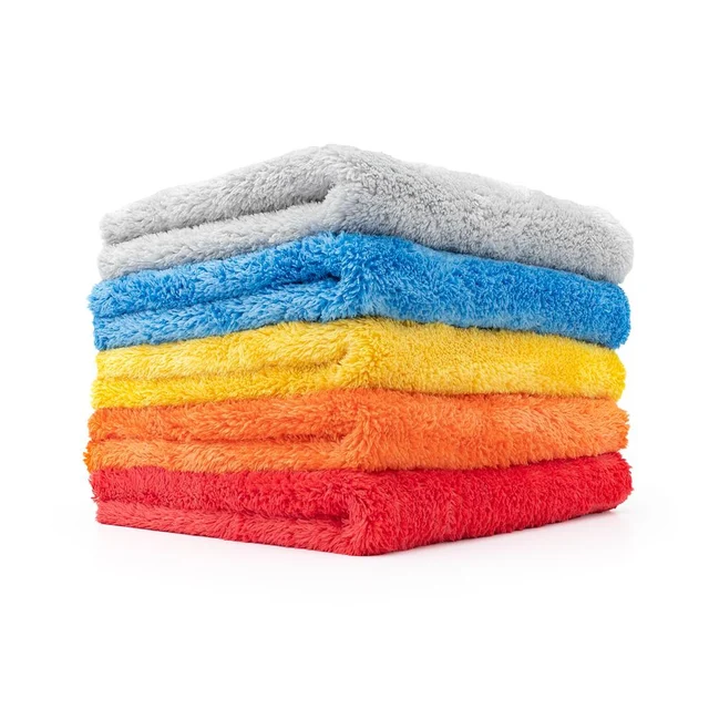 The Best Microfiber Towels for Car Detailing: 4 Compared (and One to Skip)